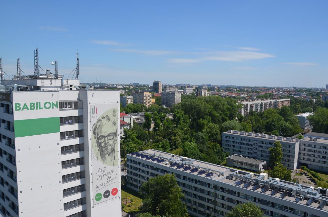 Хостел Babilon Краков Экстерьер фото